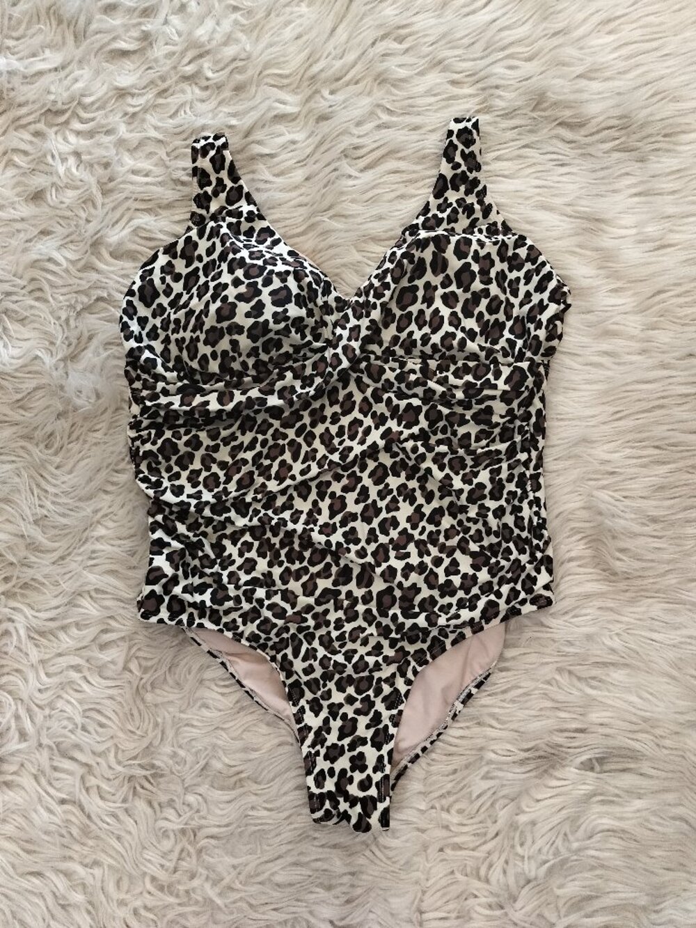 Kona Sol Twist Front Leopard Print One Piece Bathing Suit